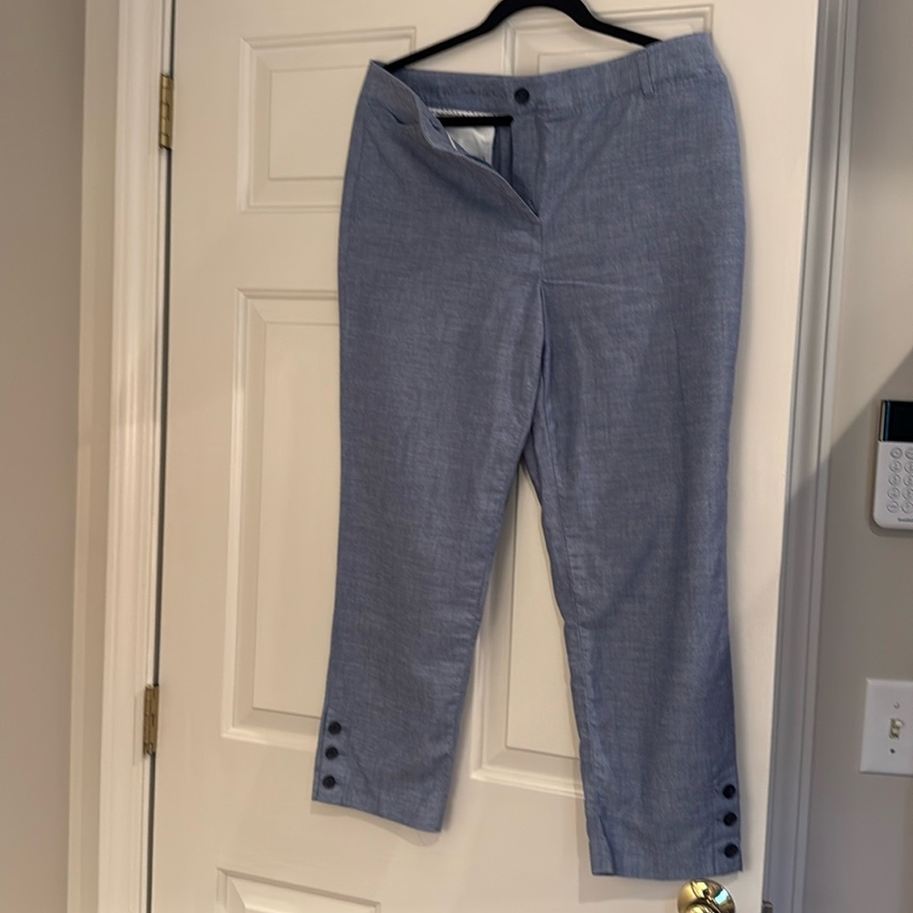 Talbots Perfect Crop Chambray Size 10